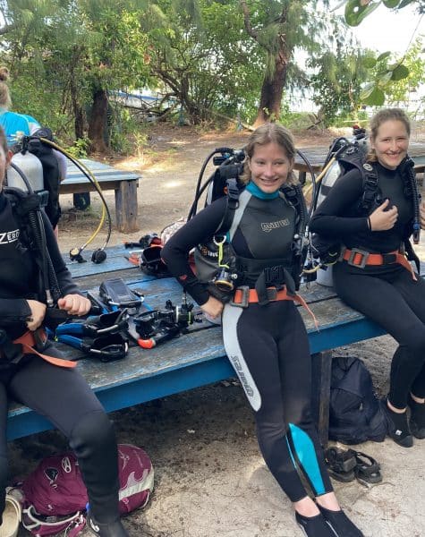 Students preparing to dive on Sulawesi trip